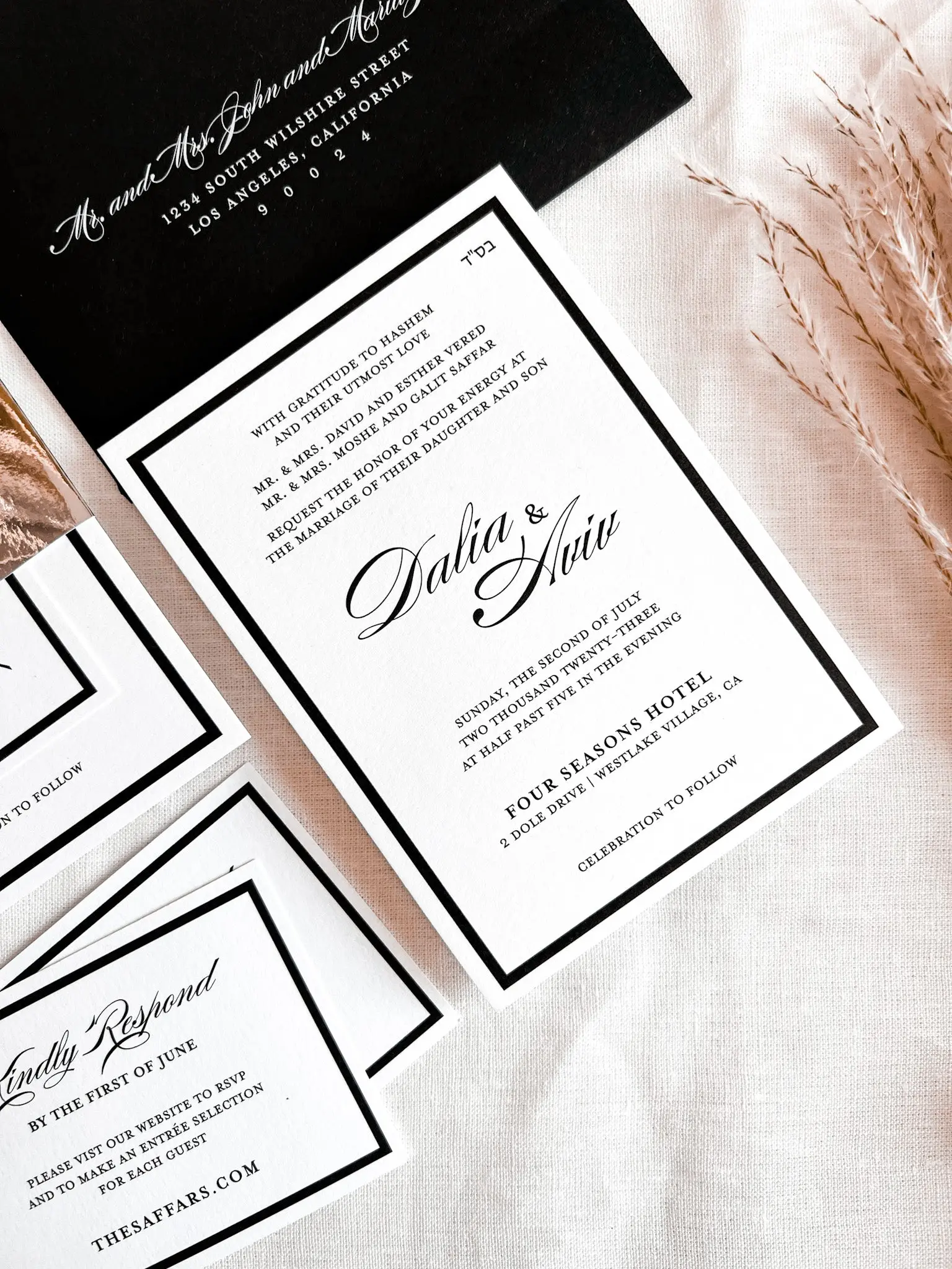 Frame'd - No. 2 | Card Stock Wedding Invitations | Classic Script Invitations with Border