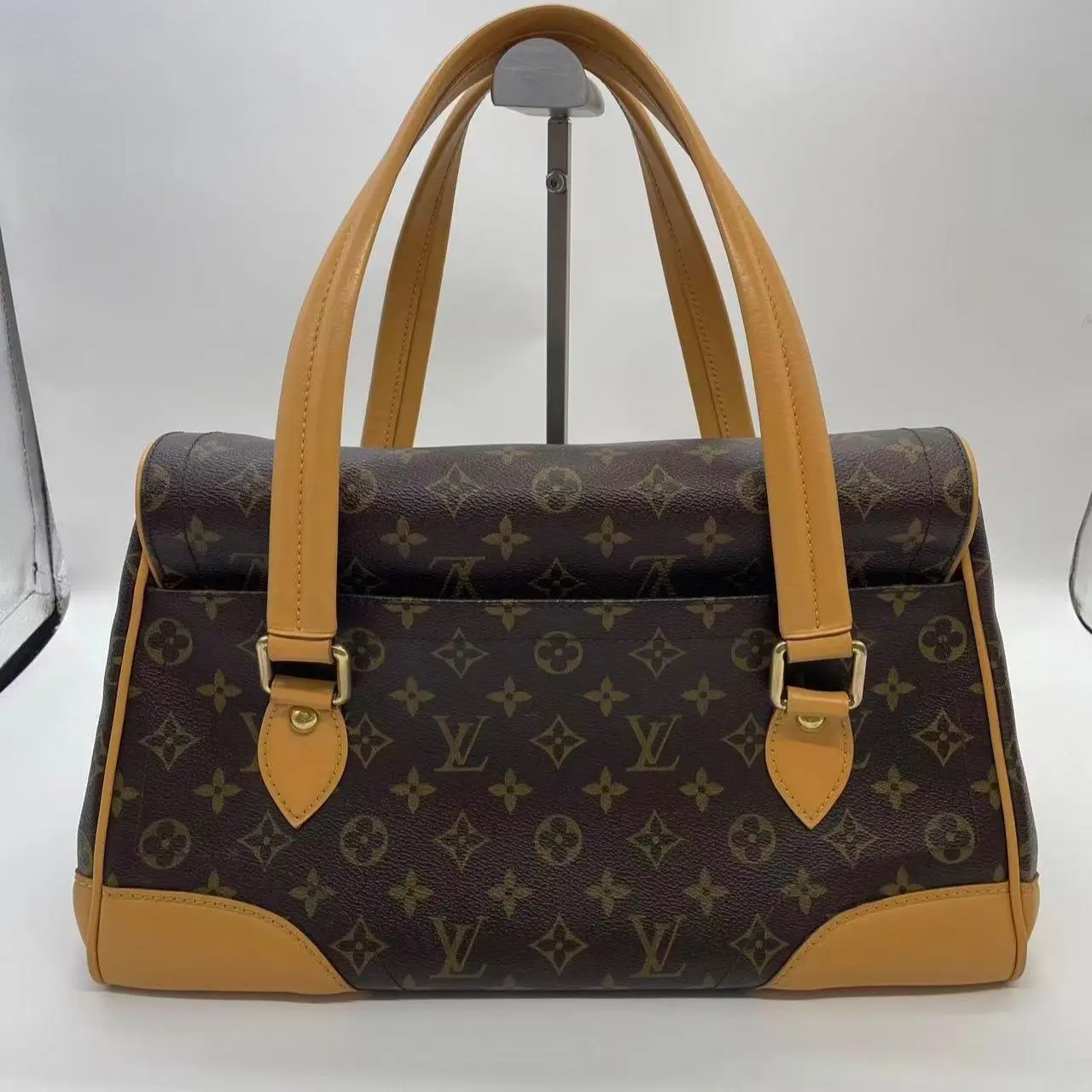 Pre-owned Louis Vuitton Vintage Beverly GM Monogram Shoulder Bag