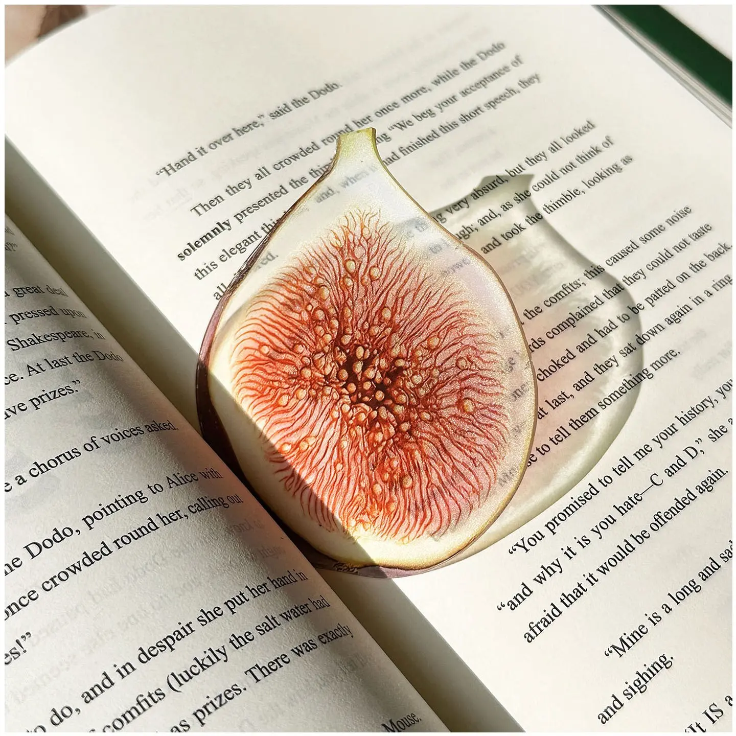 Acrylic Book Mark in Grape Apple Fig Shape, Semi-Transparent Page Marker, Cute Book Accessory, Back-To-School Gift, Reading Club Gift, DIY Craft Kit, Book Page Markers, Bookmarks