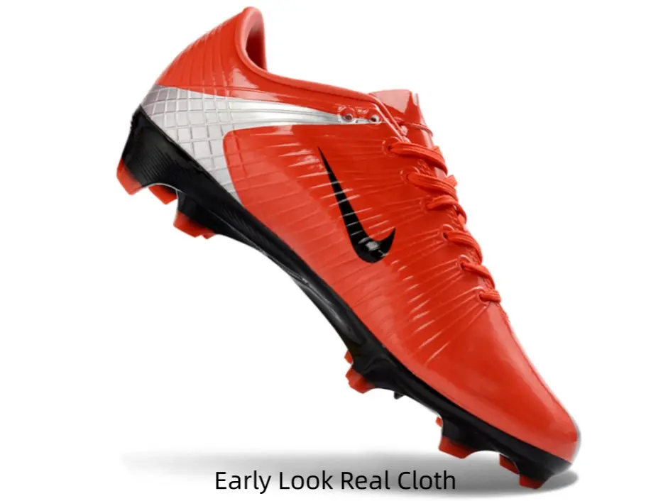 Stable firm ground cleats, great for youth training and adult competitive games