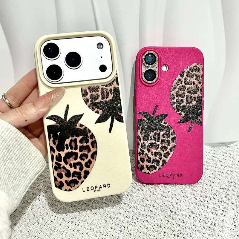 Leopard Print Strawberry Smartphone Case - Shockproof, Drop-Resistant Protection Accessory for iPhone 13/14/15/16/17 Pro Max, Ideal Gift for Girls