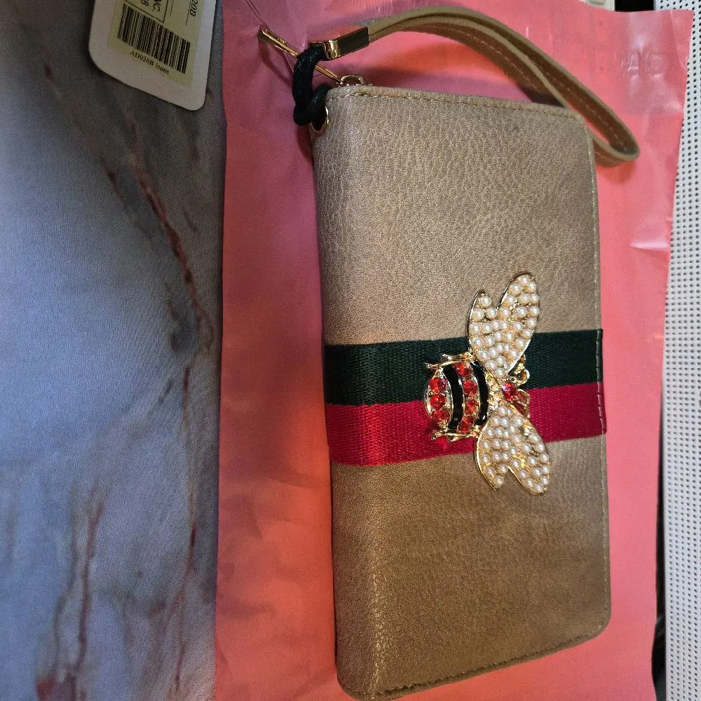 Bee Wallet