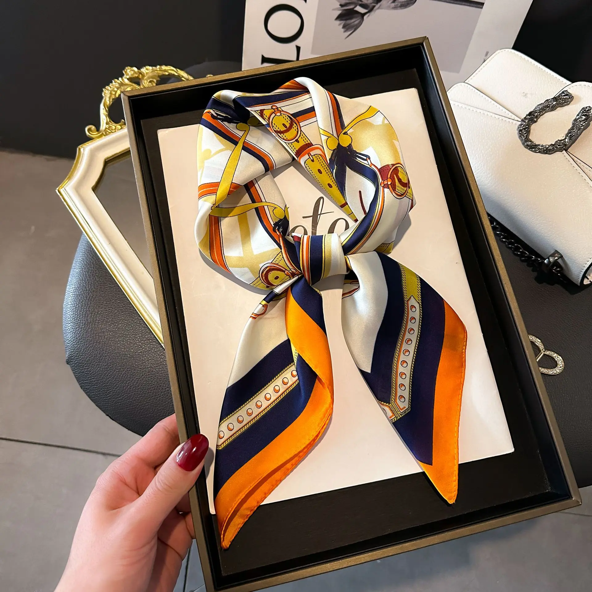 A0223 Retro Roulette Orange Edge