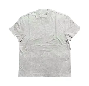 Fashionable, simple and loose T-shirt