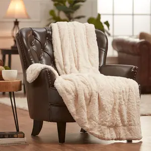 Chanasya Wolf Faux Fur Throw Blanket with Plush Faux Shearling Side - 50" x 65” - Ivory