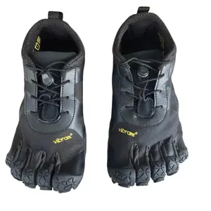 Five-Toe Shoes Multi-Functional Ultra-Portable Hook-and-Loop Men's Shoes New Men's Fitness Training running/walking Hybrid Soft-Sole Dance Shoes Indoor/Outdoor Pilates Toe-Separating Shoes