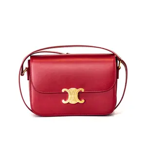 Pre-owned CELINE Shiny Calfskin Leather Crossbody Bags Classique Triomphe Bag Red – Shiny Calfskin, Like New
