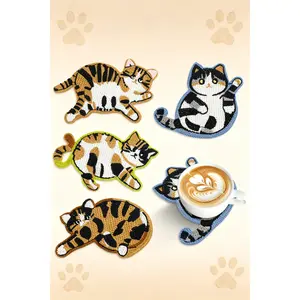 [HUOMAQFAN] 4Pcs Style A Cute Crochet Cat Coasters, Hand-Woven Insulated Drink Coasters, Home Decor Tabletop Protector, Creative Gifts for Cat Lovers