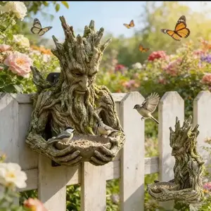 Resin Craft Outdoor Garden Bird Feeder Tree Bark Unique Decoration Food Hanging Piece, Decorative Ornament for Birds