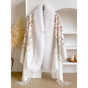 Women’s embroidered ethnic-style floral scarf, elegant woven fabric accessory for autumn and winter, thick material, suitable for casual daily wear