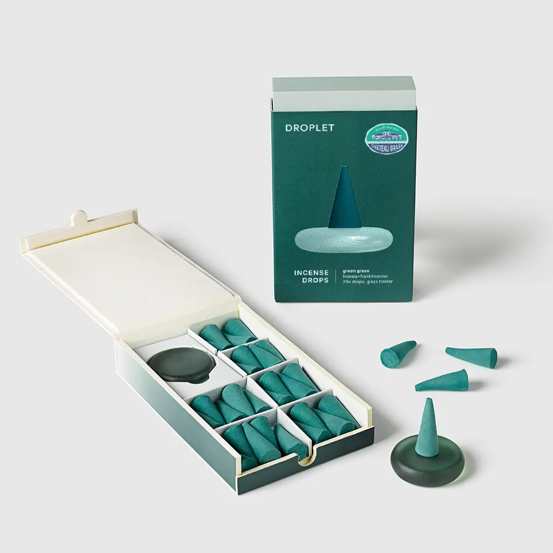 Green Grass Incense Cones. 26 Hand-Rolled Incense Droplets + Sea Glass Holder, Green Grass, Freesia & Frankincense, Low Smoke Floral Home Fragrance