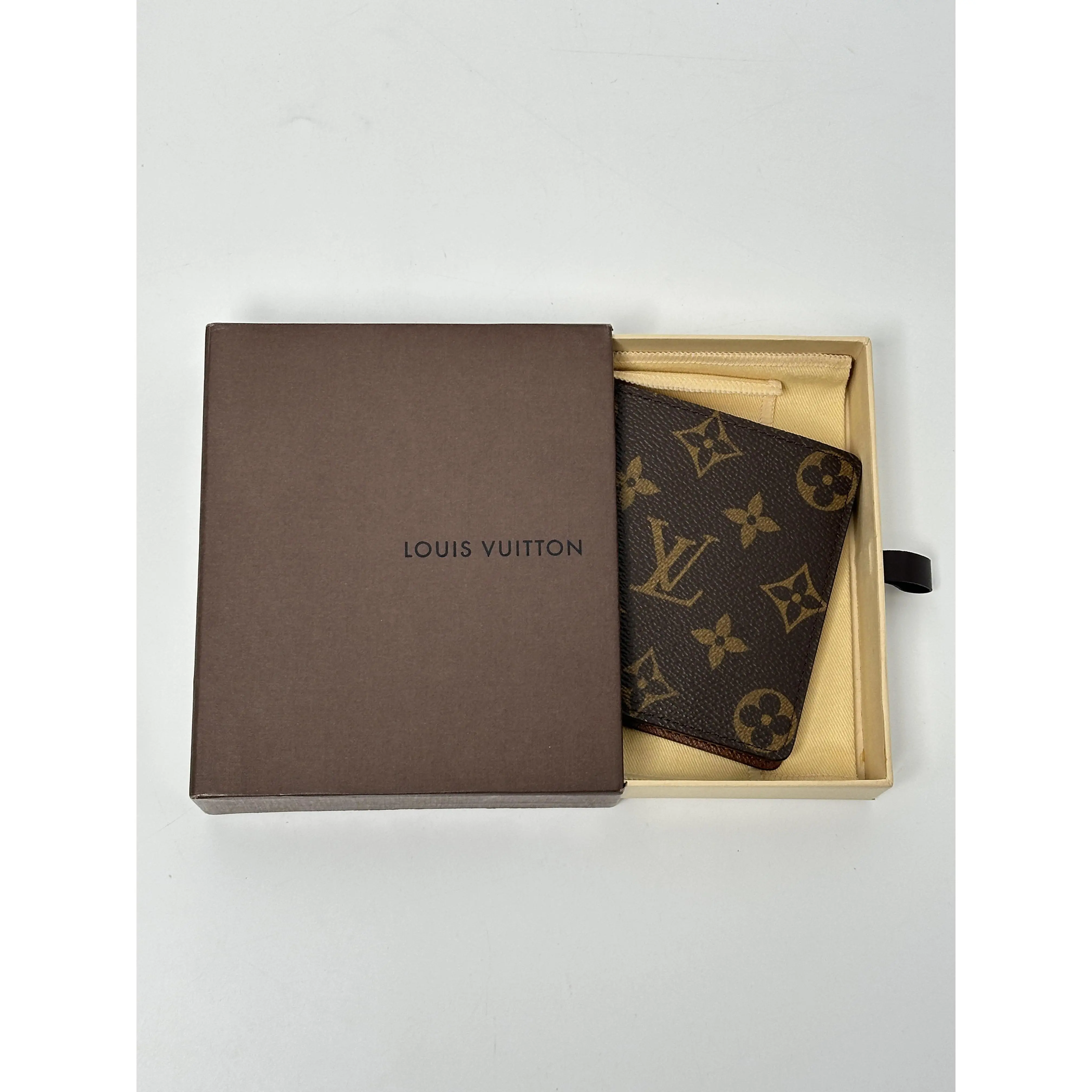 Pre-owned Louis Vuitton canvas Wallet Monogram Multiple FR005LV