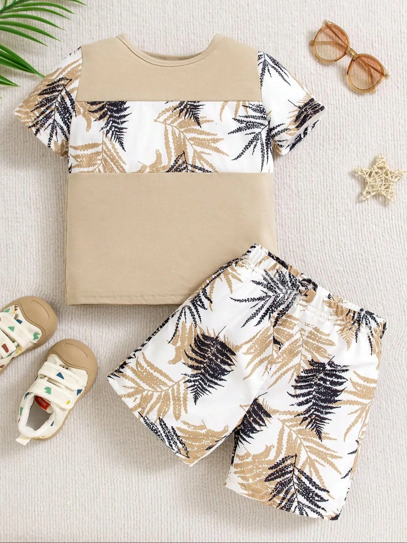 Toddler Boy's Leaf Patchwork Print Short Sleeve T-shirt & Elastic Waist Shorts Set, Casual Round Neck Tee & Shorts, Summer Outfits Clothes for Kids, G