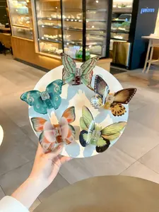 Butterfly Design Hair Claw, Colorblock Cute Hair Accessories for Women & Girls, Minimalist Headwear Suitable for Thick Hair, Super Cute Clips