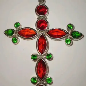 Necklace Cross Pendants with Red & Green Rhinestones and Gold Cross Pendant for Stylish Jewelry