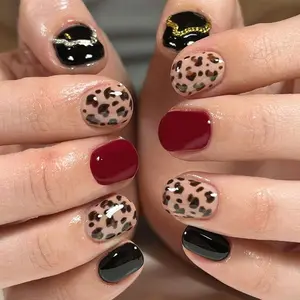 24pcs Fashion Leopard Print Nail Art Set, Nail Kit, Short Oval Design, Perfect for Office, Parties, Holidays, Ideal for Sweet Cool Girls