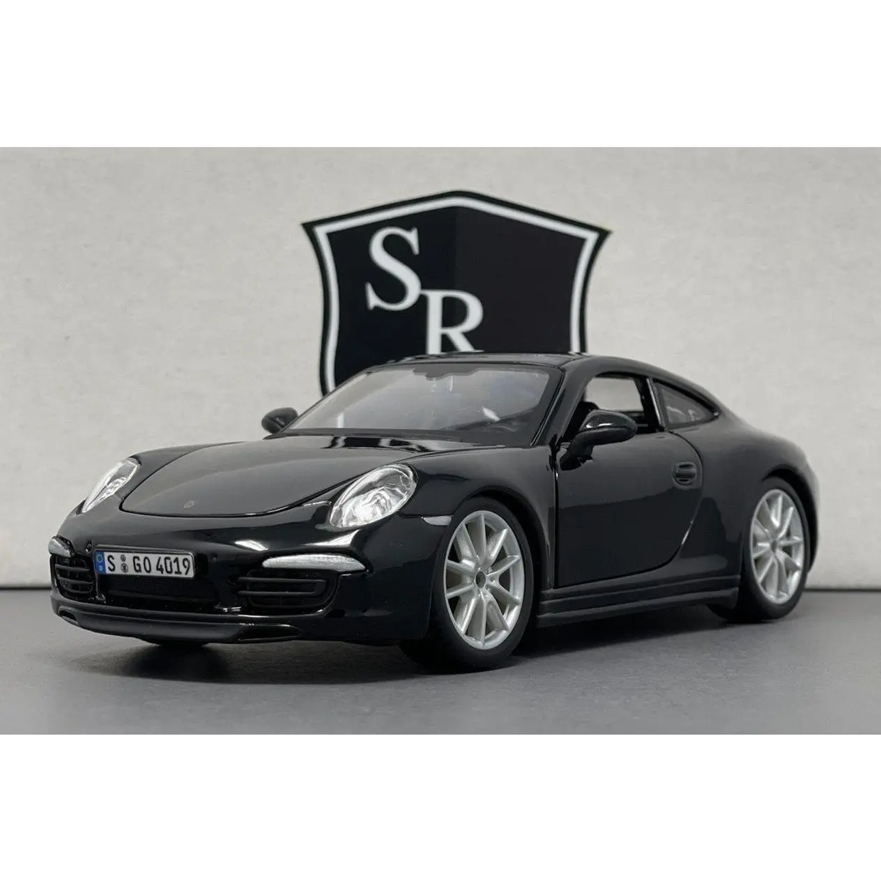 Porsche 911 Carrera S - Black - Bburago 1:24 Diecast