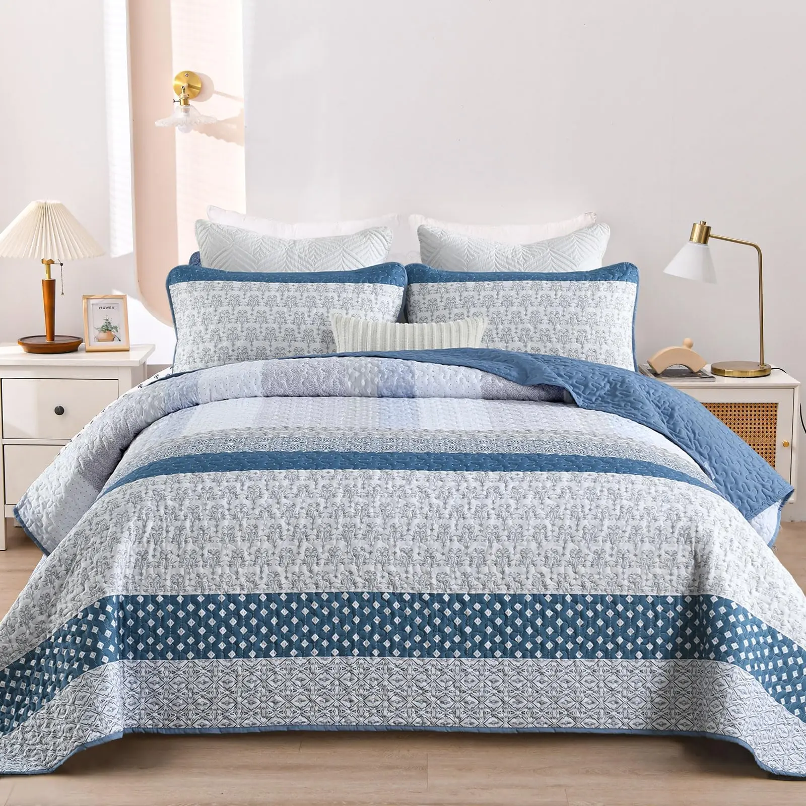 Blue Quilt Queen/King Size, Bohemian Stripe Quilt Sets 3 Pieces Boho Quilted Bedspread Set Lightweight Microfiber Coverlet Bedding Set All Season