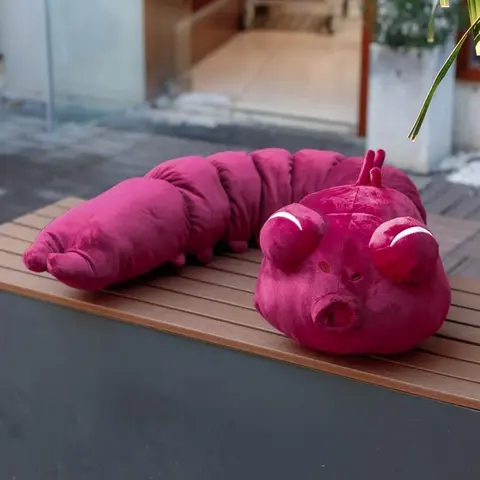 1.3m Long Worm Plush Toy, Cute Monster Worm Soft Huggable Animal, Kawaii Decor Toy, Birthday Gift Idea for Fans, Home & Room Decoration, Soft Cuddly Stuffed Animals