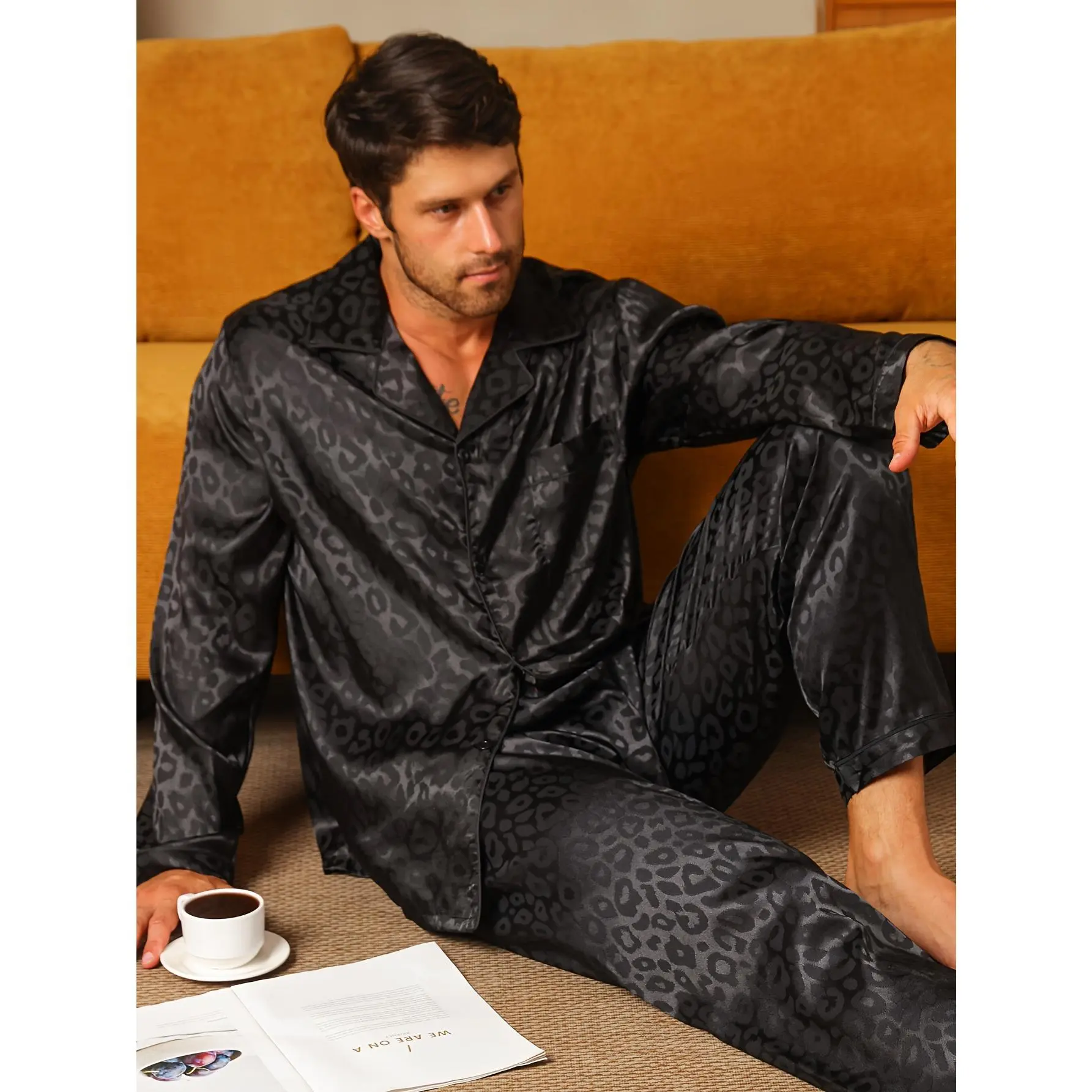 Men's 2-Piece Leopard Print Casual Pajama Set - Menswear Long Sleeve Jacquard Nightwear, Loose Fit Loungewear for Spring/Summer, Pyjamas, Polyester, Jacquard Weave, 2-Piece Set, Two-Pieces