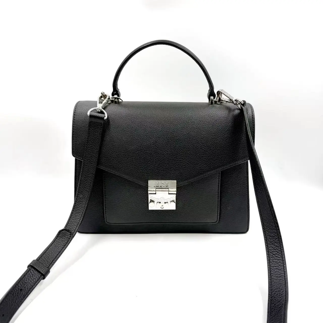 Pre-owned MCM AS SHOWN Clutches & Wristlets HZ 2460 Patricia Leather Handbag 26.03.19