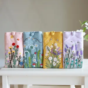 Hand Embroidered Glasses Case with Flower Embroidery, Soft Linen Padded Eyeglasses Holder, Vintage Floral Sunglasses Pouch, Gift for Mom