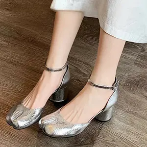 Designer Women's 6cm High Heel Split Toe Tabi Shoes Solid Colors Sheepskin Material Comfortable Retro Mary Janes Summer Sandals Euro Size 35-40 US 5-9