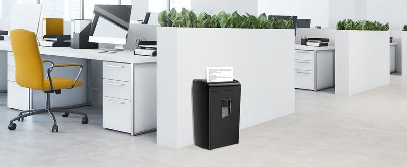 Bonsaii 8-Sheet Micro-Cut Paper Shredder, 5-Minute Runtime, 5.5-Gallon Capacity with Transparent Window, Shreds Credit Cards,Staples,and Clips C209-E