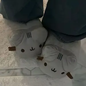 Cartoon Full Covered Cat Slippers Warm Winter Slides Soft Plush Doll Indoor Cute Anime Bedroom Shoes For Man Woman Home Flipflop Girl