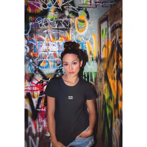 She Her Tee