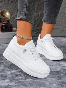 Women's Soft Sole Slip-On Walking Shoes, Breathable Comfort Flat Casual Trainer Sports Shoes Sneakers, Easy-On Low Top Footwear for Daily Wear