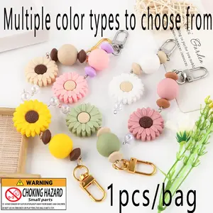 1 silicone focal bead daisy pendant, suitable for cars, bags, and keychains, Keychain Attachment, Handmade Keychain