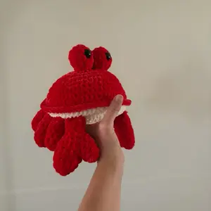 Crocheted Crab Plushie