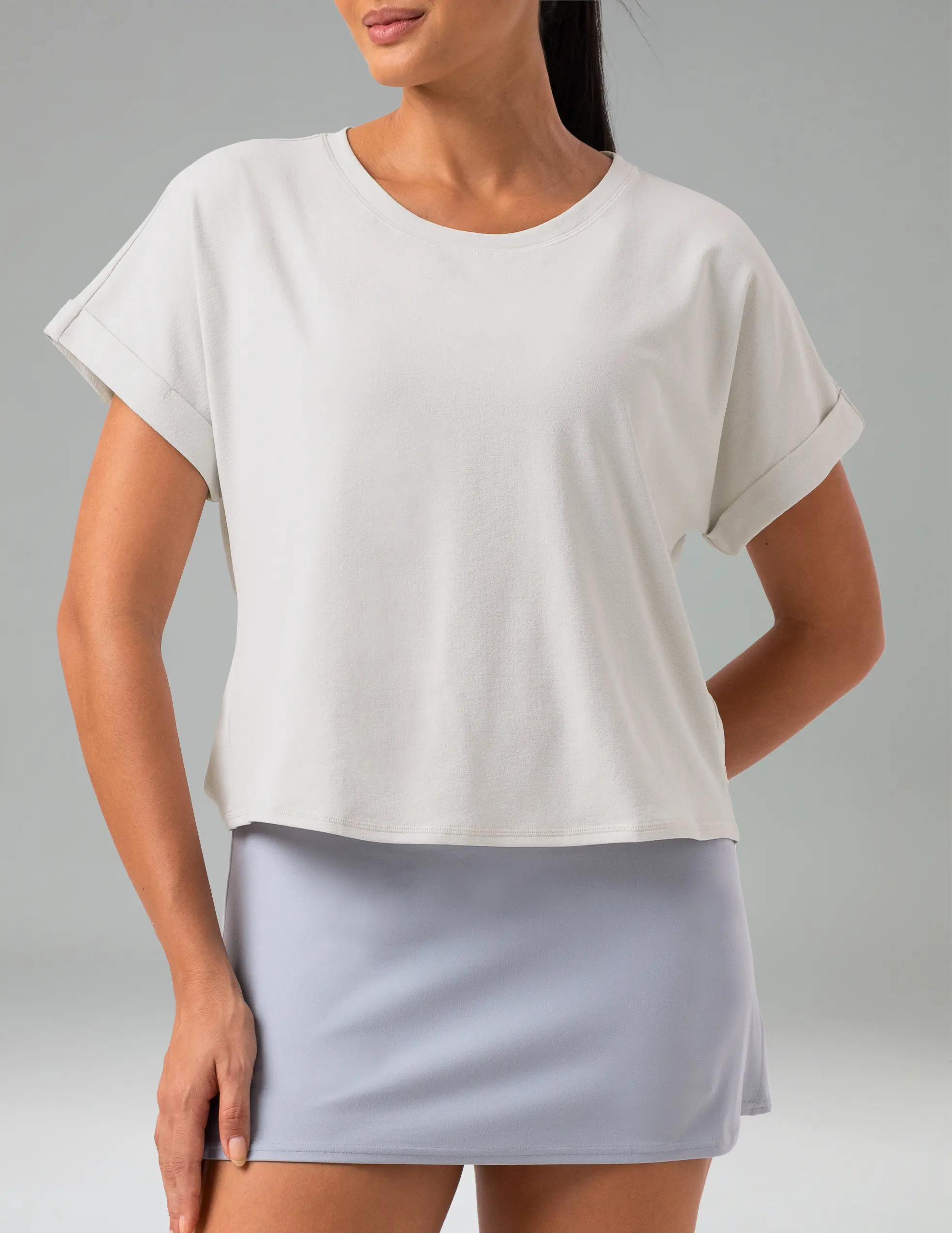 Colorfulkoala Women's Loose-Fit Batwing Sleeve Top – Back Twist Design, Crew Neck, Mid-Length, Eco Sorona Fabric