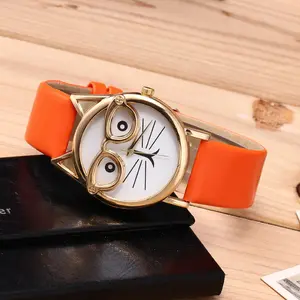 Cute Cat Cartoon Watch with Quartz Movement and Gold Glasses for women