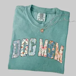 Comfort Colors Dog Mom T-Shirt with a charming floral retro design, perfect gift for mom, dog lovers, animal lovers, and proud dog people everywhere.