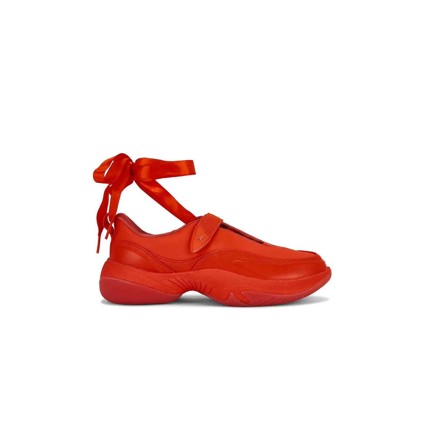 Jordan Pointe Sneaker in Team Red, Pueblo Red & Deep Maroon