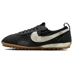 Nike x Jacquemus Moon Shoe Low-Top Casual Sneakers for Women in Black with Soft Comfort