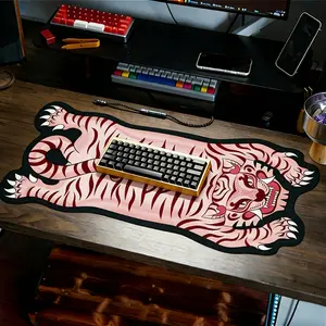 Domineering tiger head texture table mat, pink trendy and cool style desk mat, creative design study office desk mat, special-shaped tiger pattern keyboard desk mat, modern artistic sense, gaming room mouse anti-slip floor mat
