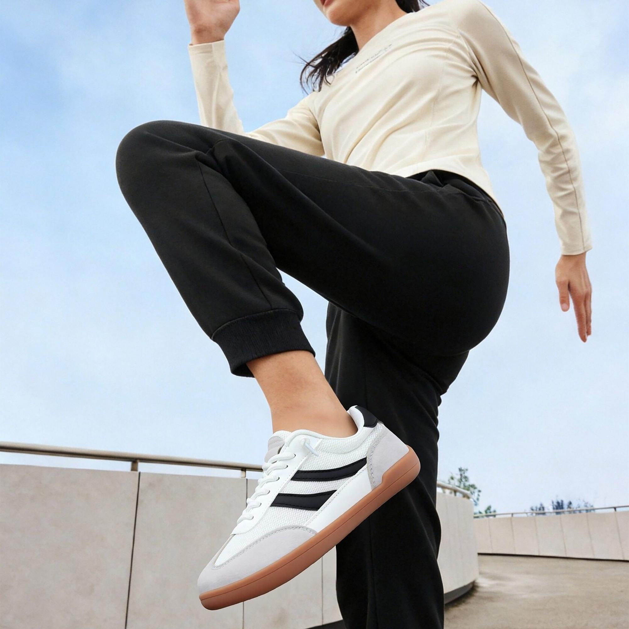 Barefoot Shoes Women Casual Sneakers,Stylish Canvas Minimalist Walking Shoes Wide Toe Box Shoes Women Zero Drop Barefoot Shoe Men,Minimalist Trail Running Shoe,Non-Slip Lightweight Breathable Comfortable Fashion Walking Hiking Shoes Unisex