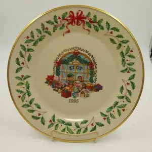 Lenox Annual Holiday Collector Christmas Plate 5th Series 1995 Toy Shop Window