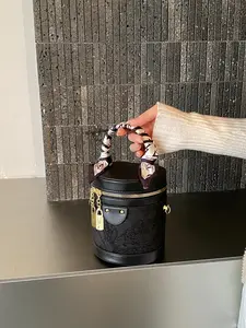 Elegant Cylinder Embroidery Bucket Bag, Lightweight Commuter Shoulder Crossbody, Stylish Versatile Single-Shoulder Bag for Daily Use, Embellished Shoulder Bag