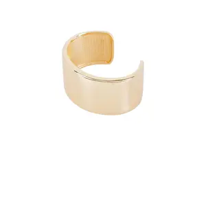 BaubleBar Cleo Cuff in Gold