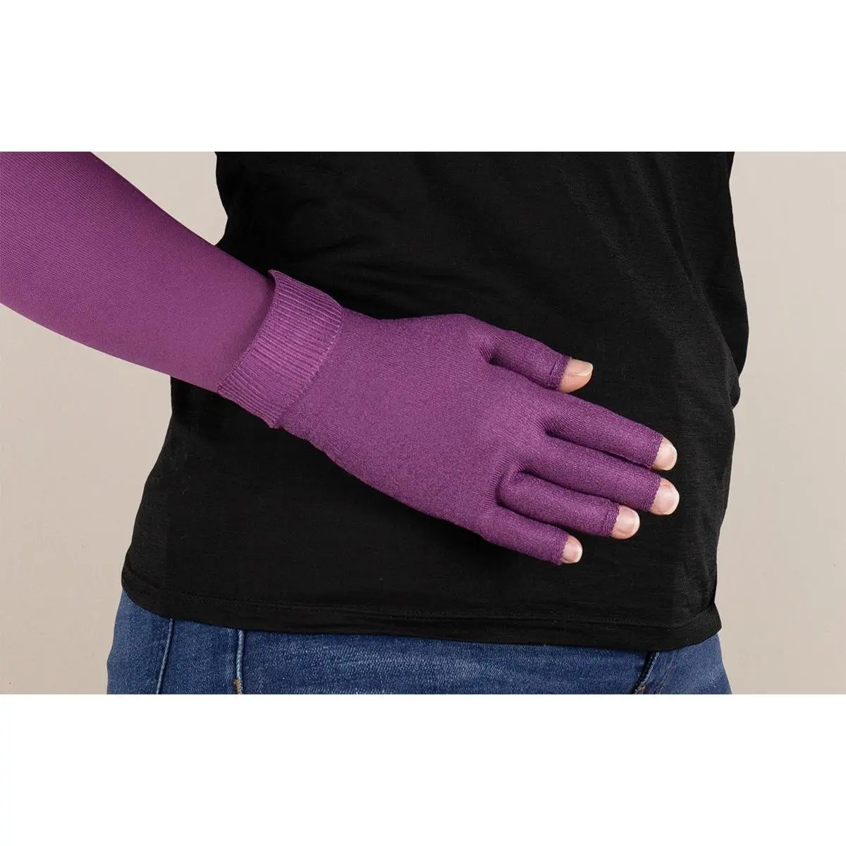 Purple Gradient Compression Glove