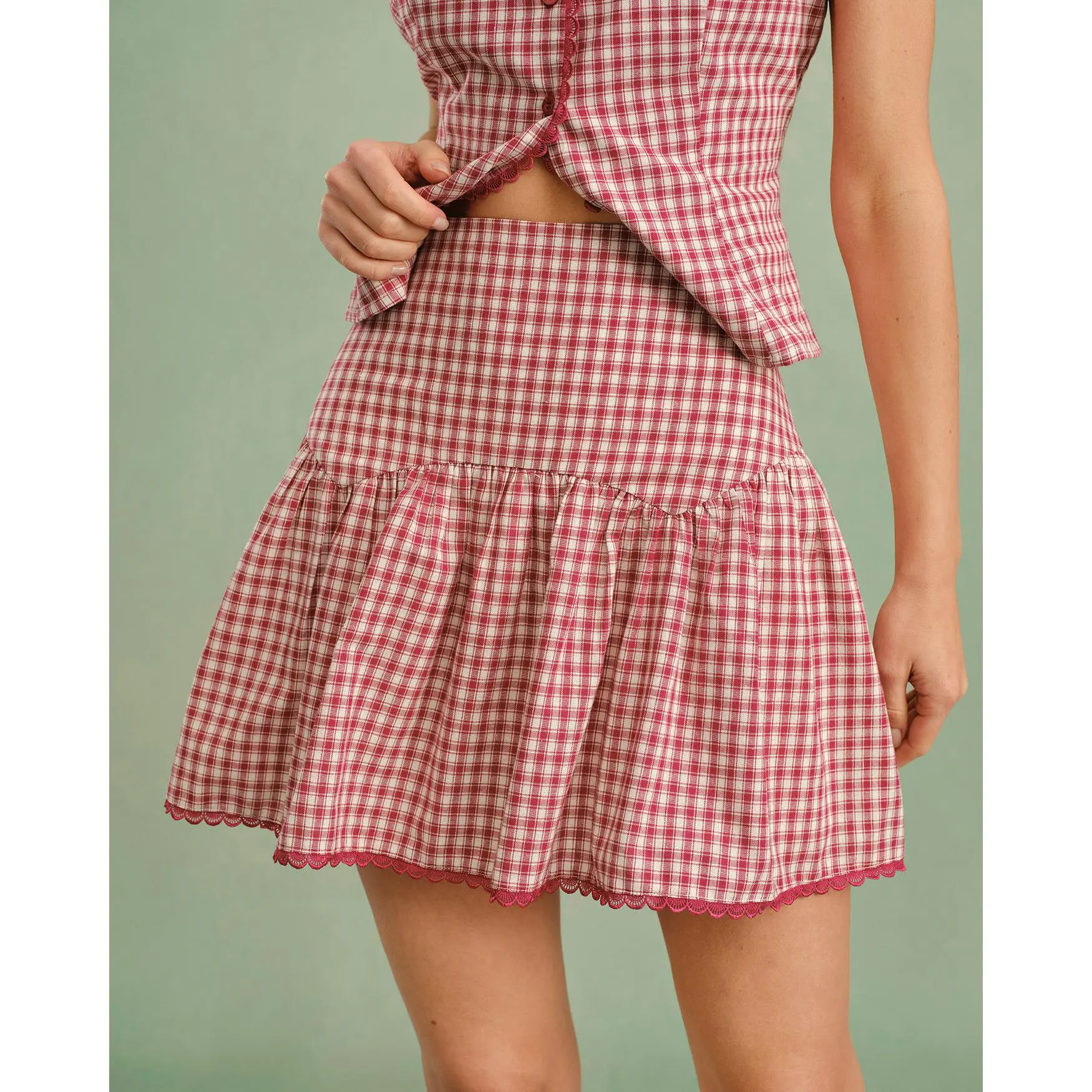 Rihoas Women's Checkered Print Ruched Fit Waisted Mini Skirt - Lace-Accented Polyester-Cotton Fabric, Zip-Closure Aesthetic Skirts for Ladies