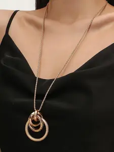 Elegant Circle Pendant Necklace, Durable Alloy Chain, Perfect Gift for Women, Stylish Accessory for Any Occasion