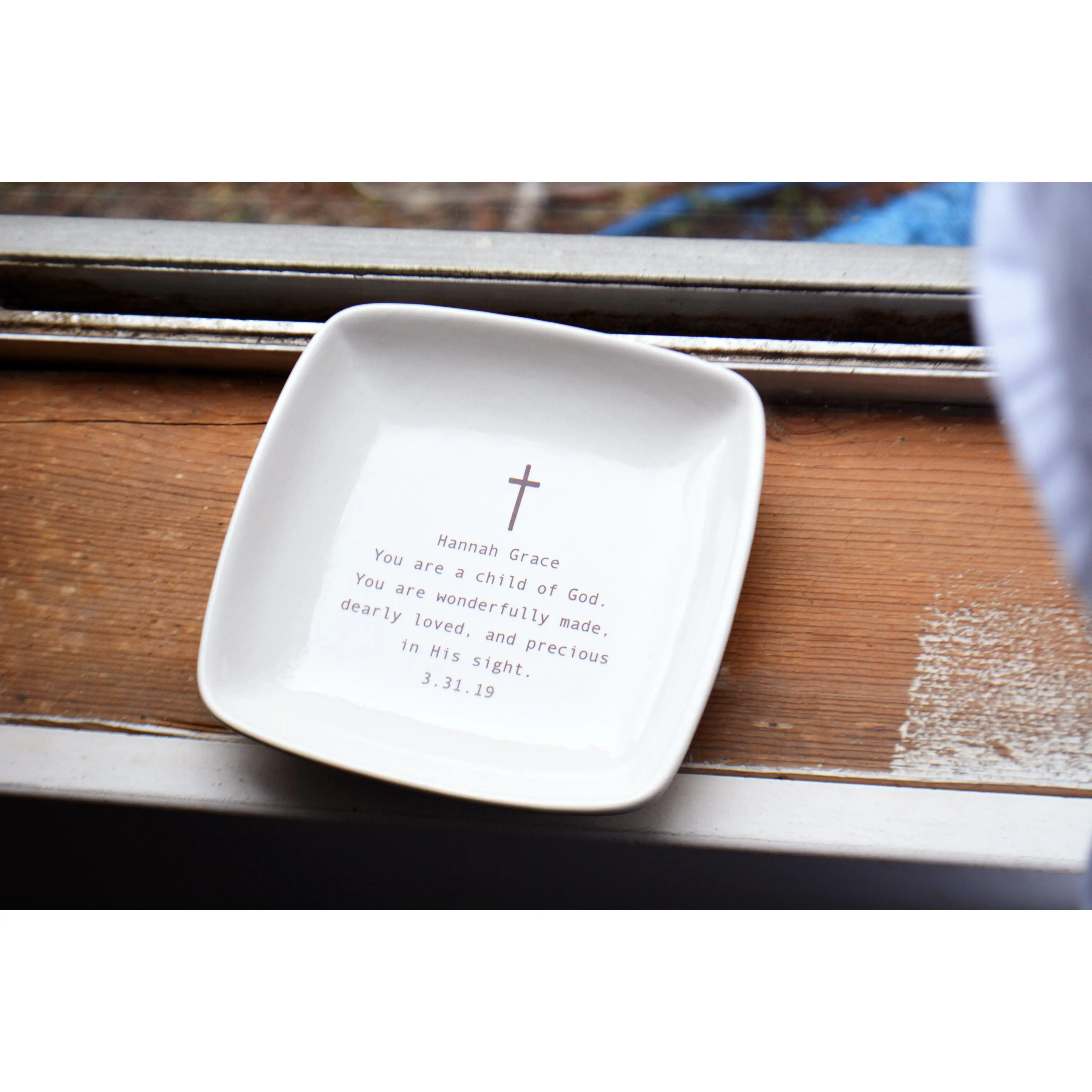 Personalized Scripture Keepsake Dish with Cross - Unique Baptism, First Communion and Confirmation Gift