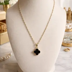Elegant Gold Chain Necklace with Black Clover Pendant for Women's Fashion Jewelry