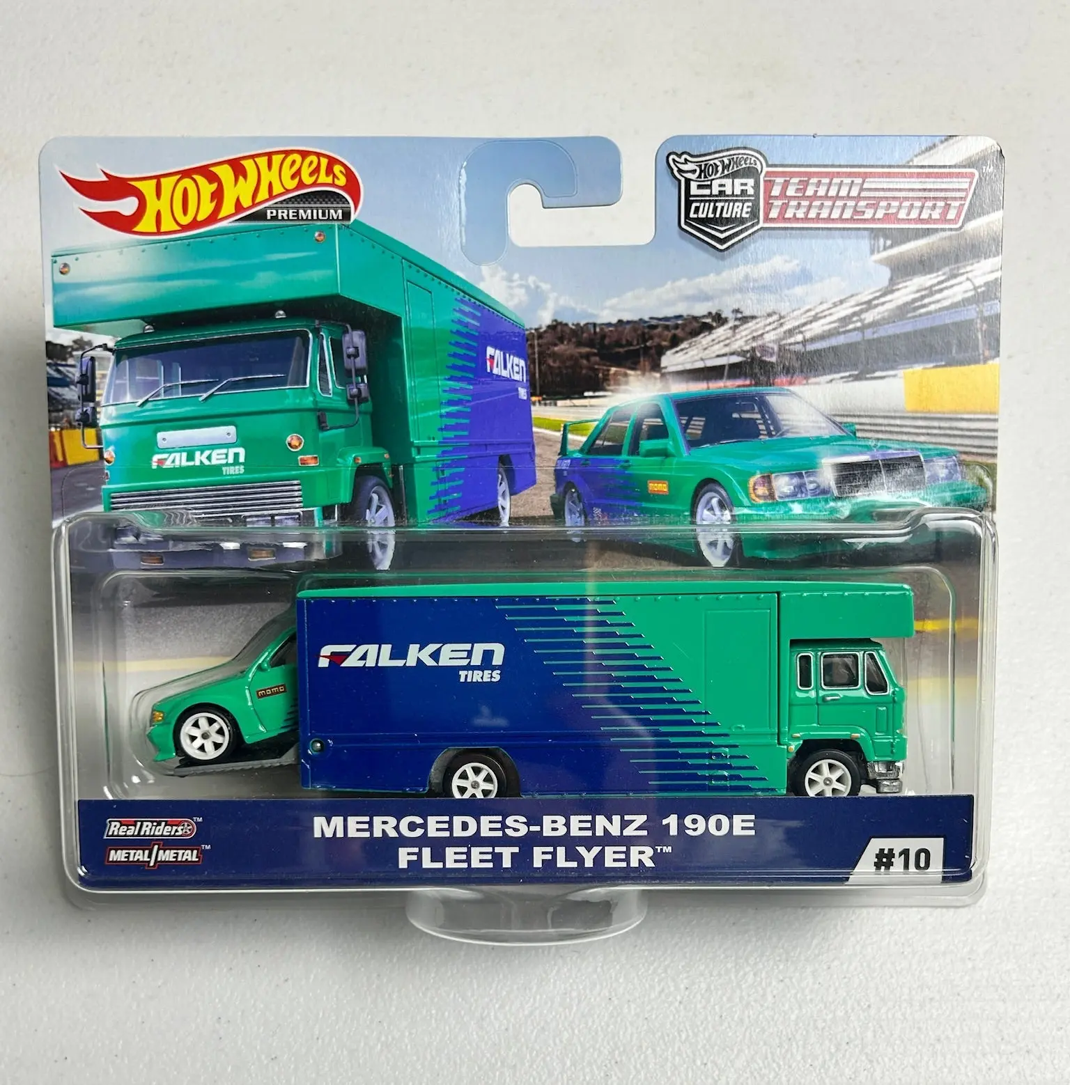 Hot Wheels 1:64 Team Transport #10 Mercedes-Benz 190E/Fleet Flyer