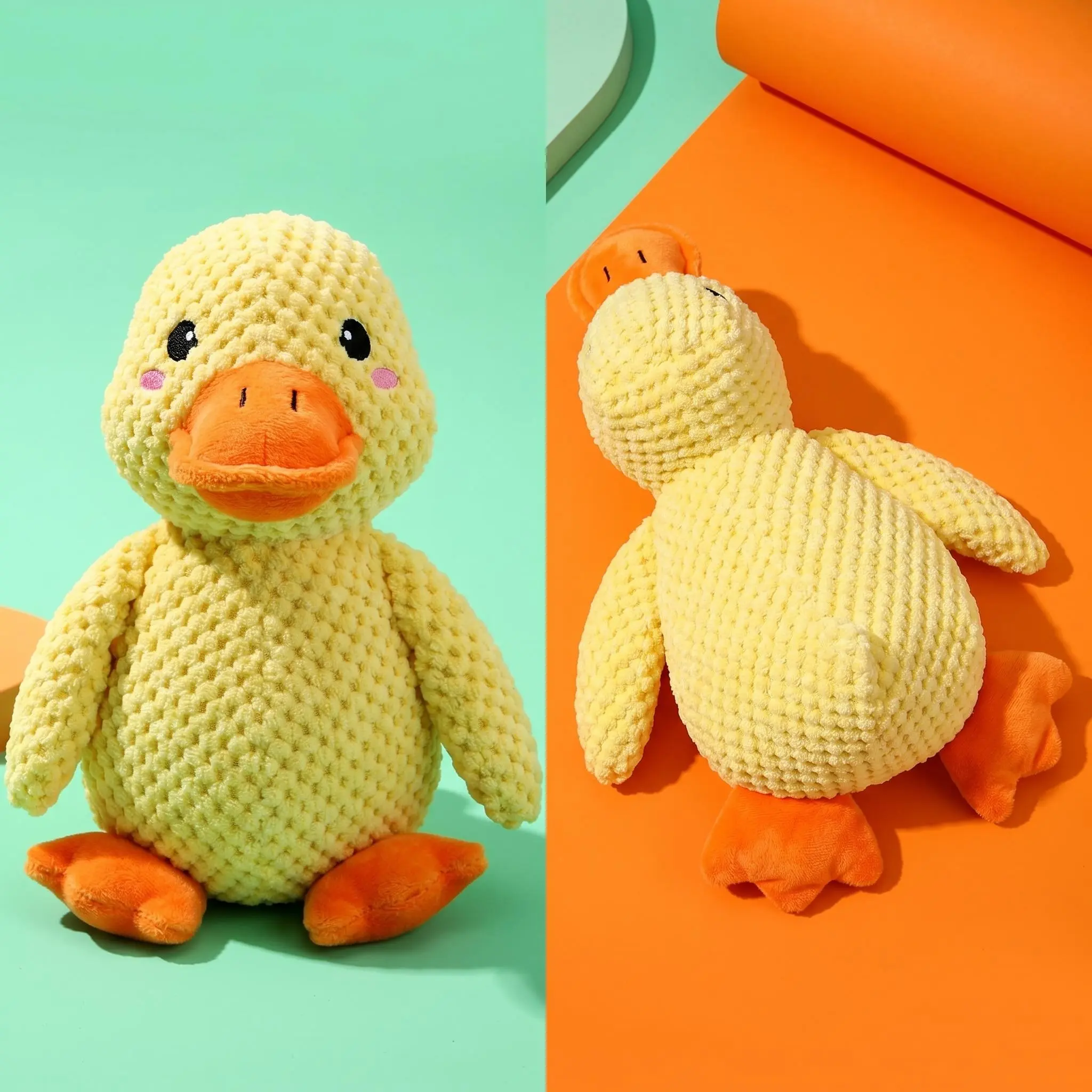 Mesh Plush Yellow Grid Duck Cat Toy - Bite-Proof, Built-In Sound Toy, Playful Look, Chewing Aid, Decompression & Companion Accessory for Cats
